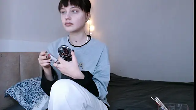 Snapshot of Pizda-Drozda chatting on 12.16.25 Pizda-Drozda online show from 12.16.25