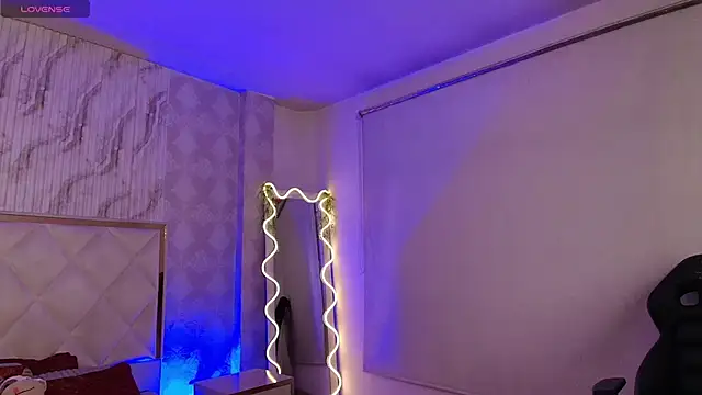 Naomy tay1 online show from 01.10.26