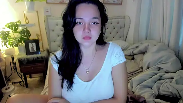 Snapshot of SweetHoney369 chatting on 01.06.26 SweetHoney369 online show from 01.06.26