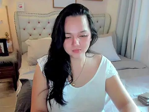 Snapshot of SweetHoney369 chatting on 03.05.26 SweetHoney369 online show from 03.05.26