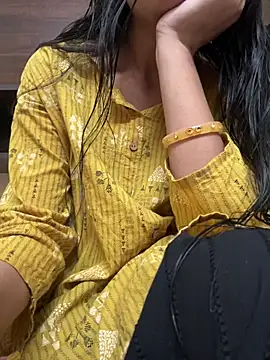 modelnishu online show from 02.18.26