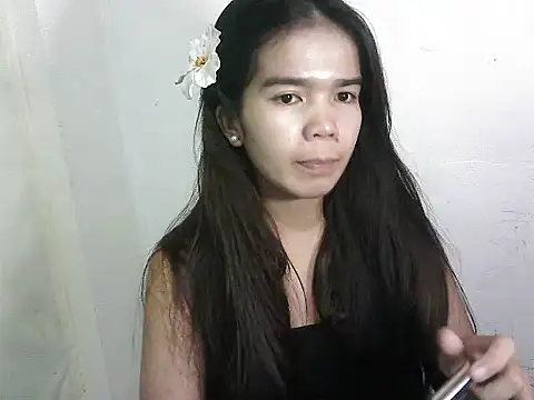 Snapshot of flawless_yue chatting on 12.16.25 flawless yue online show from 12.16.25