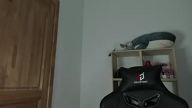 Snapshot of mystic_evan chatting on 10.28.25 mystic evan online show from 10.28.25