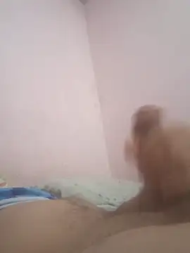 Snapshot of fepintudo chatting on 12.21.25 fepintudo online show from 12.21.25