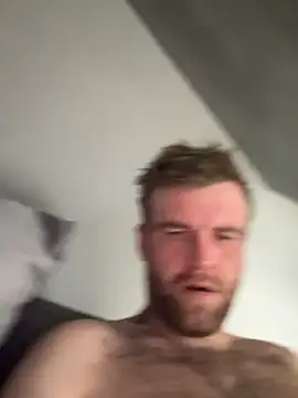 Snapshot of jarda94cz chatting on 11.17.25 jarda94cz online show from 11.17.25