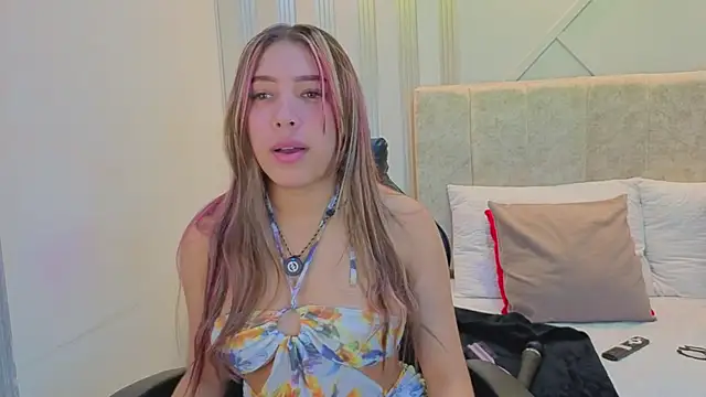 nami sweet  online show from 11.13.25