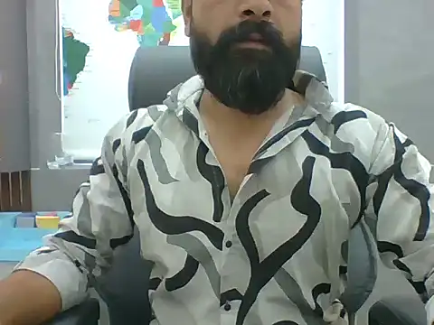 Snapshot of autophile-indian chatting on 04.12.26 autophile-indian online show from 04.12.26