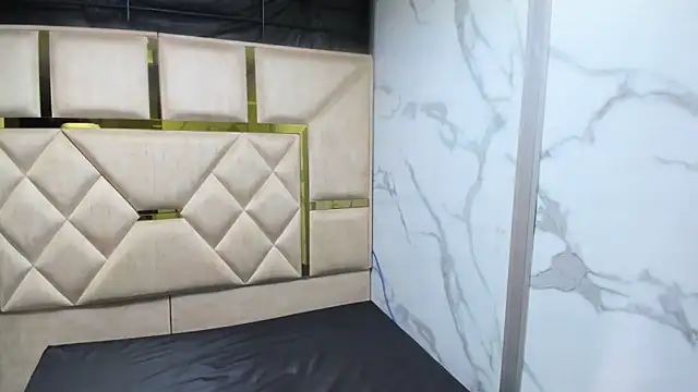 Snapshot of Allisonts69 chatting on 03.18.26 Allisonts69 online show from 03.18.26