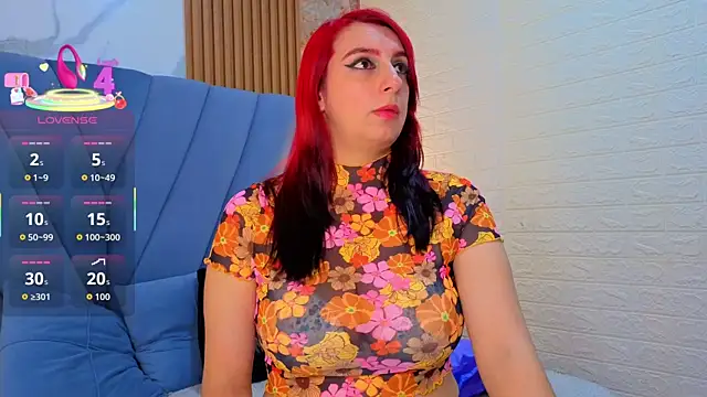 Snapshot of angel__red_ chatting on 09.20.25 angel  red  online show from 09.20.25