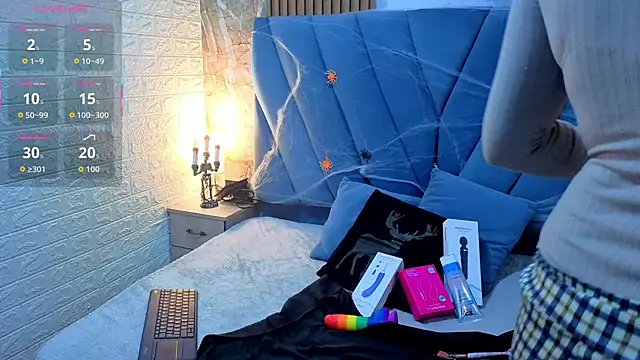 Snapshot of angel__red_ chatting on 10.14.25 angel  red  online show from 10.14.25