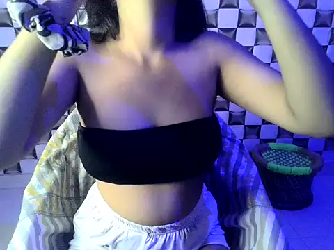 Beautiful ladki online show from 10.19.25