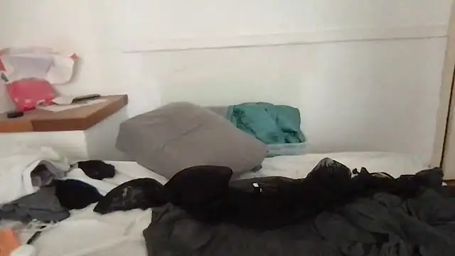 Snapshot of kimii222409 chatting on 09.29.25 kimii222409 online show from 09.29.25