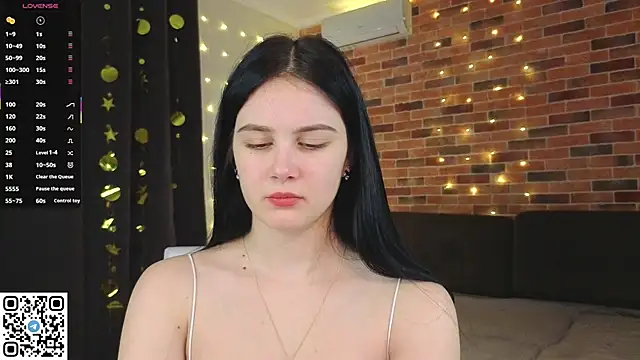 EnricaElis online show from 12.22.25