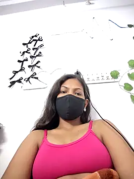 Snapshot of HOTSEXY_KAVYA chatting on 10.30.25 HOTSEXY KAVYA online show from 10.30.25