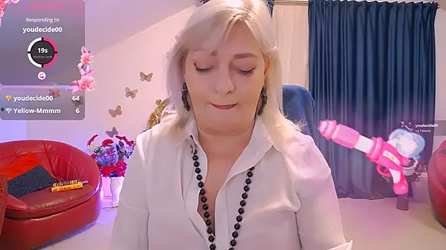 HypnotikCate online show from 02.23.26