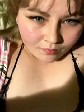 BeckiXrose online show from 12.04.25