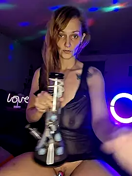 PeachyAriel online show from 07.25.26