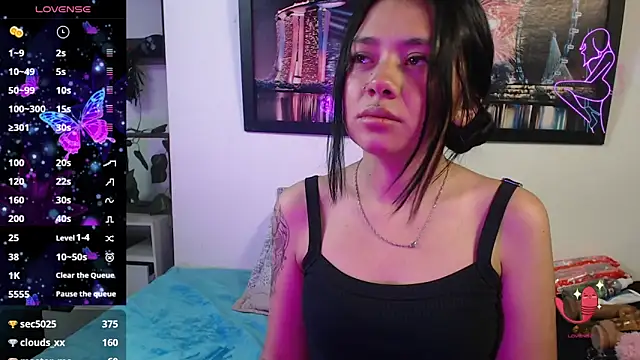 hellenngp online show from 11.08.25