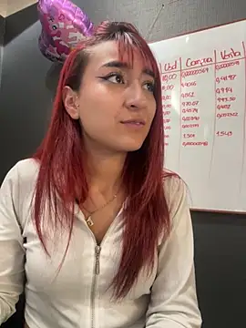 JuliethaDemon  online show from 11.13.25