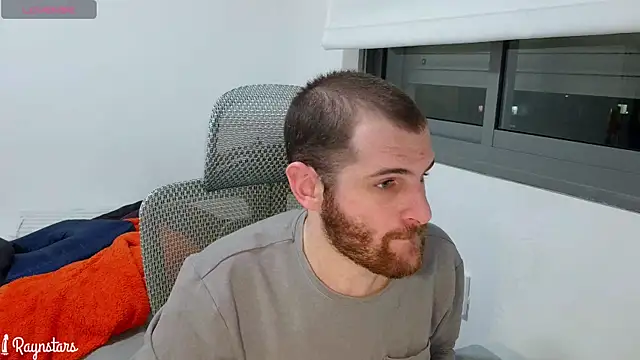 Snapshot of raynstars chatting on 02.10.26 raynstars online show from 02.10.26