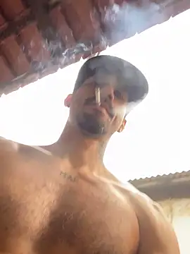 Snapshot of nando__master37 chatting on 10.30.25 nando  master37 online show from 10.30.25