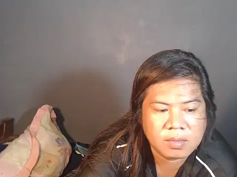 Snapshot of sexyh0tangel chatting on 09.21.25 sexyh0tangel online show from 09.21.25