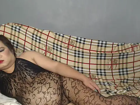 Snapshot of sexyh0tangel chatting on 12.02.25 sexyh0tangel online show from 12.02.25