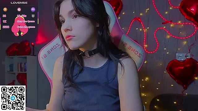 Snapshot of Sophie_SkyAngel chatting on 02.08.26 Sophie SkyAngel online show from 02.08.26