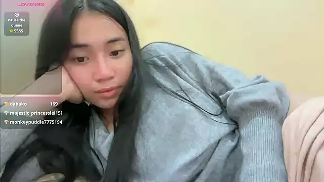 Snapshot of Sweetcummer_laura chatting on 04.19.26 Sweetcummer laura online show from 04.19.26