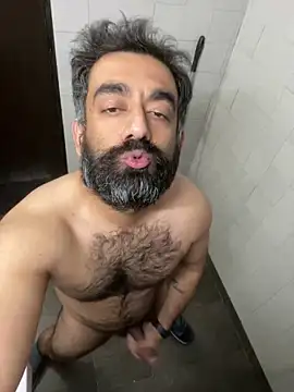 Snapshot of Jakericky5 chatting on 11.24.25 Jakericky5 online show from 11.24.25