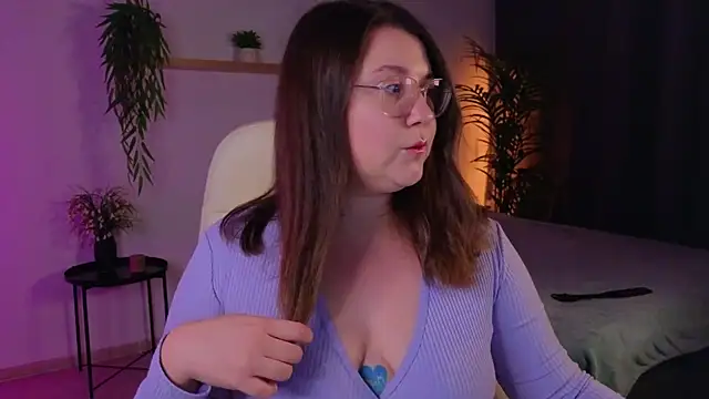 Edalyn Af online show from 09.18.25