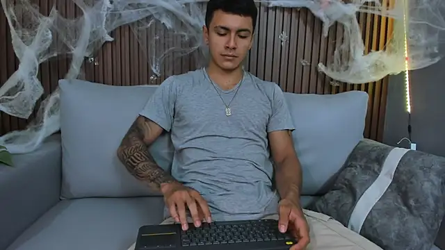 Leo santoro online show from 11.01.25