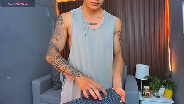 Leo santoro online show from 11.25.25