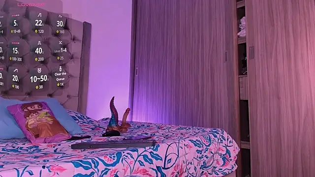 Snapshot of dreamsussi chatting on 03.13.26 dreamsussi online show from 03.13.26