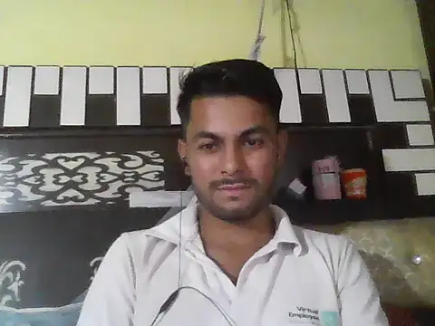 Snapshot of ursdreamperson chatting on 10.18.25 ursdreamperson online show from 10.18.25