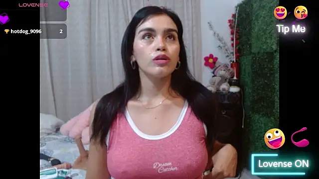 Snapshot of angelly__kate chatting on 11.06.25 angelly kate online show from 11.06.25