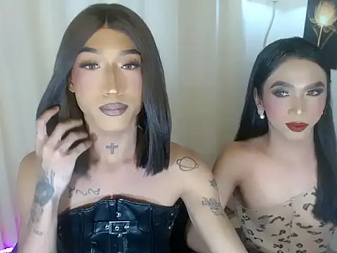 Snapshot of The_Fucking_Dolls chatting on 07.17.26 The Fucking Dolls online show from 07.17.26
