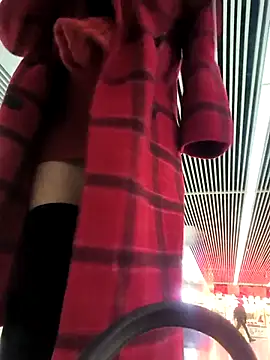 Snapshot of wsyx326 chatting on 11.29.25 wsyx326 online show from 11.29.25