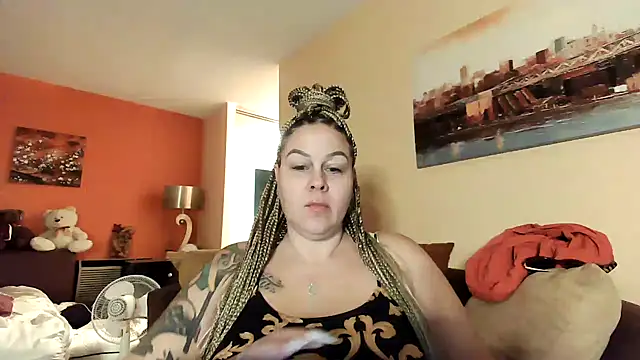Snapshot of number1slut chatting on 12.05.24 number1slut online show from 12.05.24