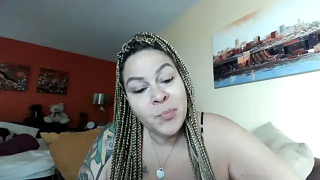 Snapshot of number1slut chatting on 12.25.24 number1slut online show from 12.25.24