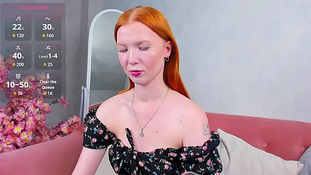 Snapshot of Anna_Patterson chatting on 09.14.25 Anna Patterson online show from 09.14.25