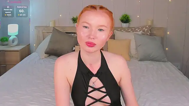 Snapshot of Anna_Patterson chatting on 10.14.25 Anna Patterson online show from 10.14.25