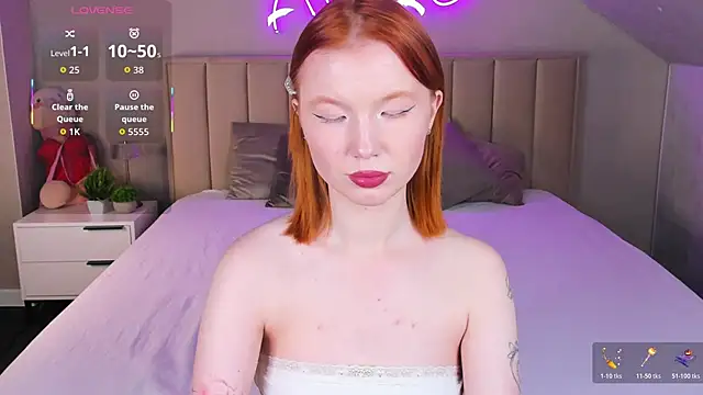 Snapshot of Anna_Patterson chatting on 11.20.25 Anna Patterson online show from 11.20.25