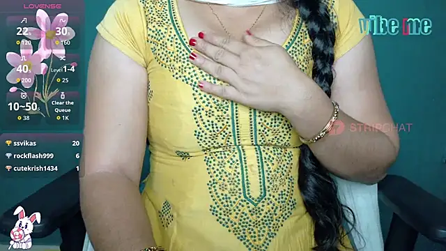 Snapshot of megHana_teLugGu chatting on 01.05.26 megHana teLugGu online show from 01.05.26