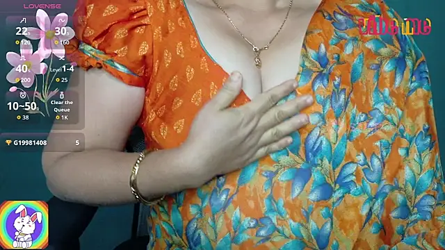 Snapshot of megHana_teLugGu chatting on 01.11.26 megHana teLugGu online show from 01.11.26