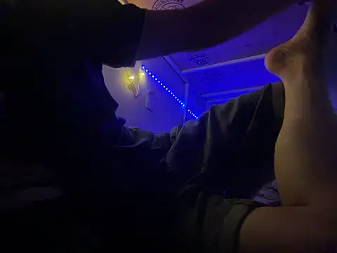 FitNhot sam online show from 10.04.25