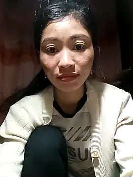 Snapshot of Phuongphuongg chatting on 09.29.25 Phuongphuongg online show from 09.29.25