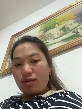 Snapshot of Nhung584 chatting on 10.02.25 Nhung584 online show from 10.02.25