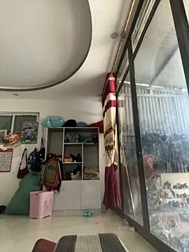 Snapshot of Nhung584 chatting on 10.26.25 Nhung584 online show from 10.26.25