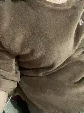 Snapshot of Nhung584 chatting on 01.18.26 Nhung584 online show from 01.18.26